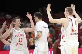 MANGUAN-关于波兰客场失利葡萄牙，小组竞争落后一步的信息