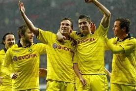 满冠体育-多特蒙德全队状态神勇，夺得连胜