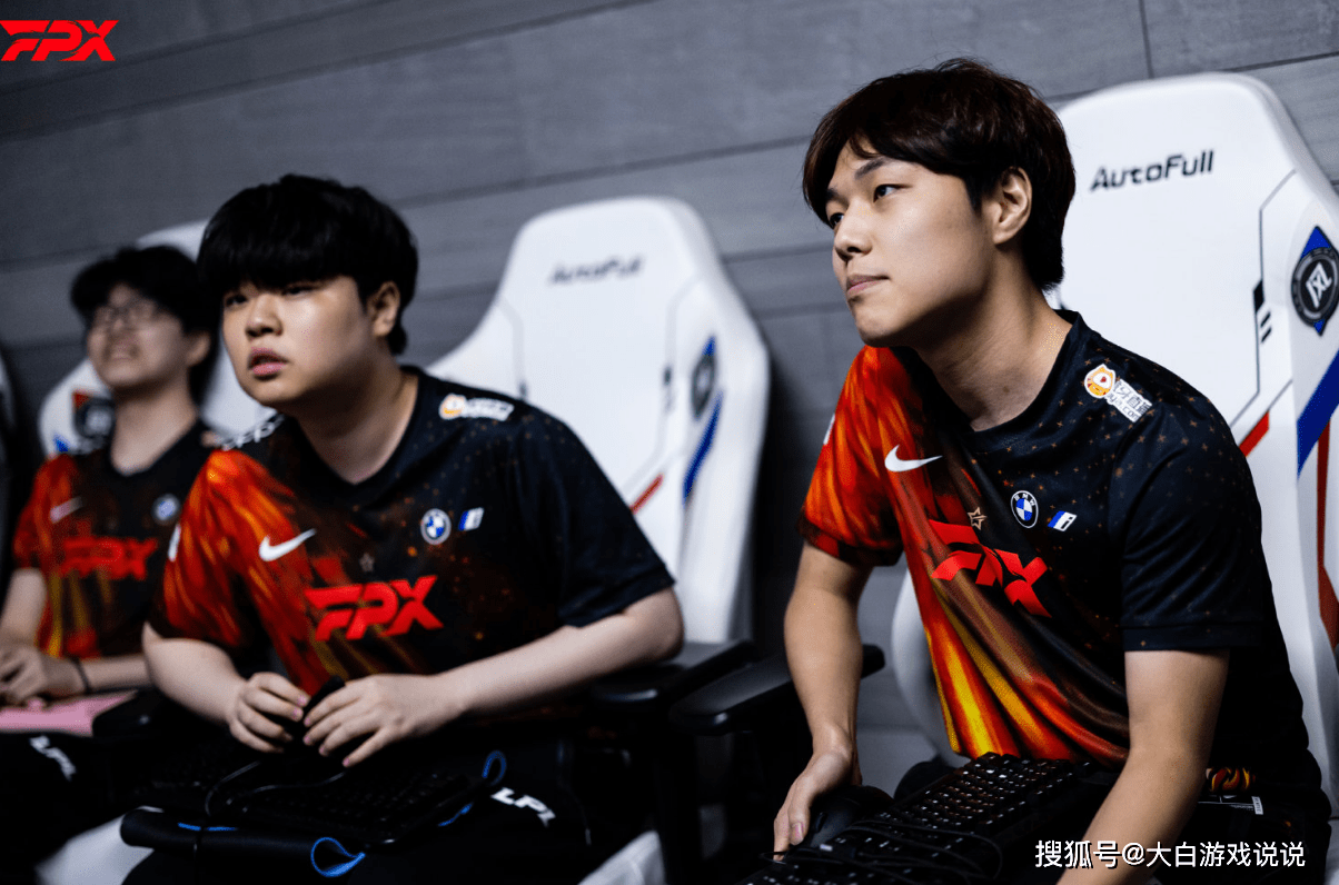 包含重要比赛进入白热化阶段，团队精神爆棚的词条